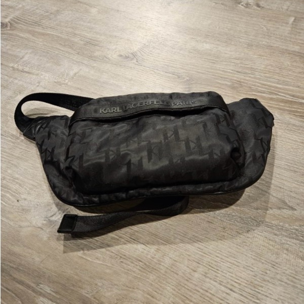 Karl Lagerfeld Monochrome Belt Bag